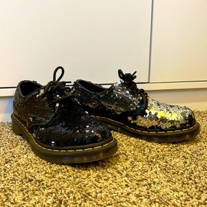 Sequins colored changing doc martins